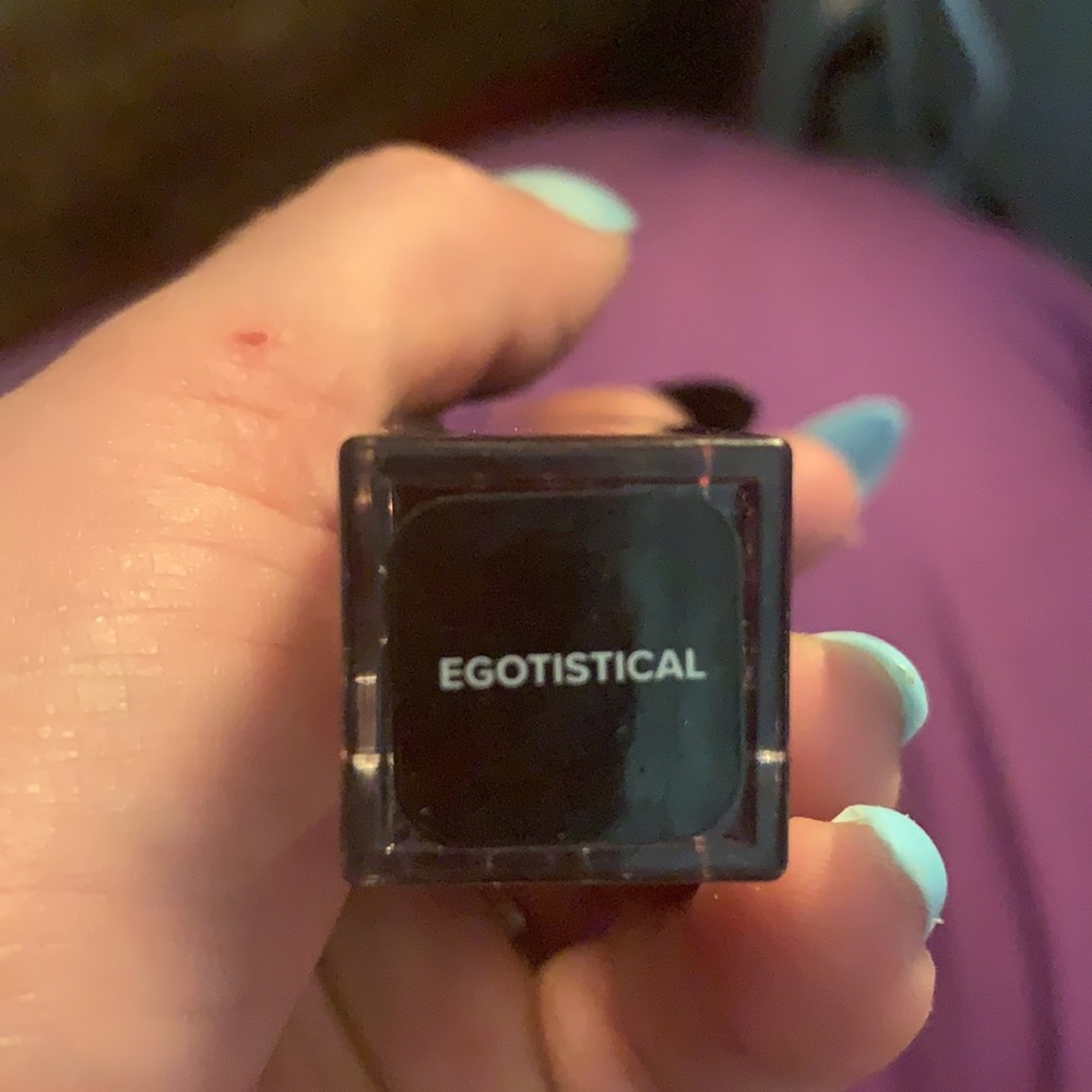 Eyeshadow - Picture 3 of 3